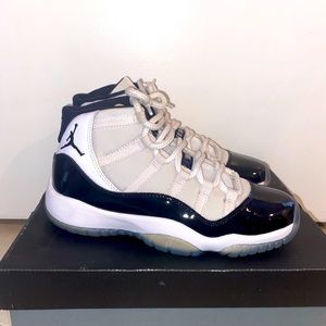 AIR JORDAN 11 RETRO (GS)